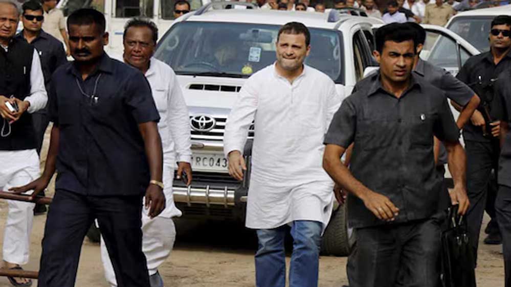 राहुल गांधी की अचानक विदेश यात्राएं बनीं चिंता का कारण, CRPF ने जताई नाराजगी