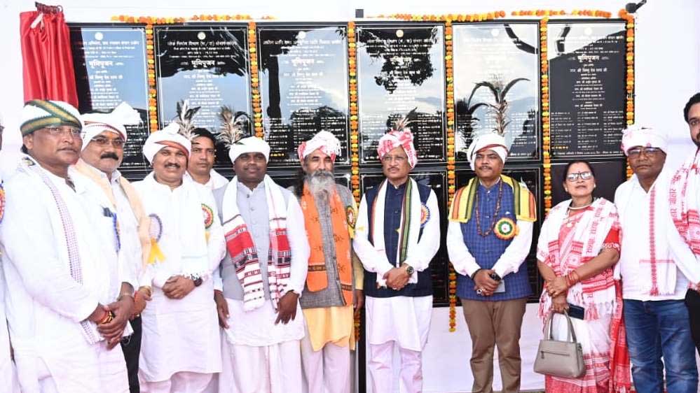 CM साय का नरहरपुर को बड़ा तोहफ़ा: 75.31 करोड़ के 11 विकास कार्यों का भूमिपूजन