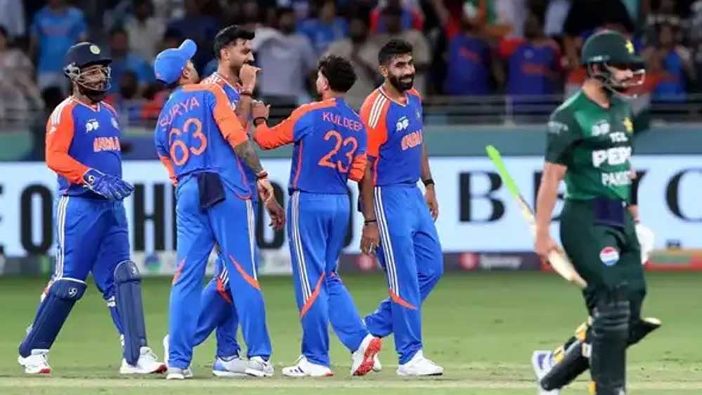 टीम इंडिया ने किया सुपर-4 क्वालिफाई, पाकिस्तान की सांसें अटकी एशिया कप में