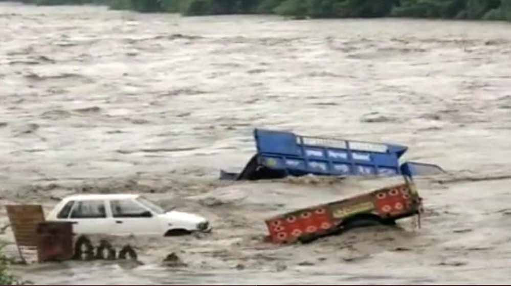 अगस्त में हिमाचल में 68% ज्यादा बारिश, पंजाब तक प्रभावित, संपत्ति का भारी नुकसान