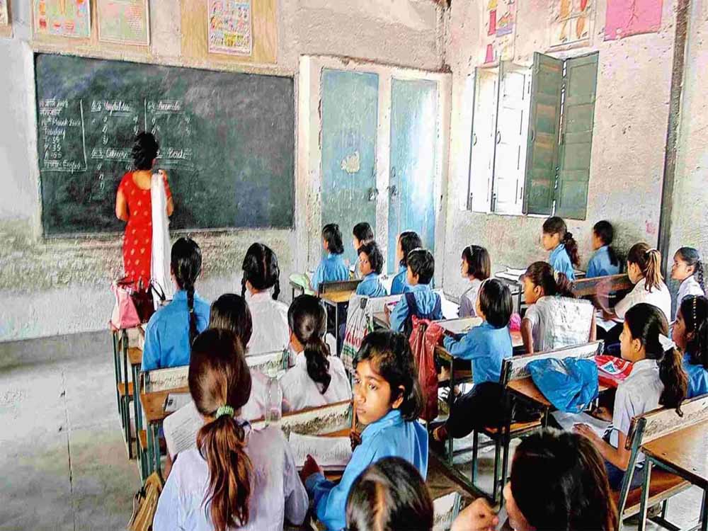 शिक्षा क्षेत्र में बड़ी सफलता, छत्तीसगढ़ के 16,165 शिक्षकों और प्राचार्यों का समायोजन