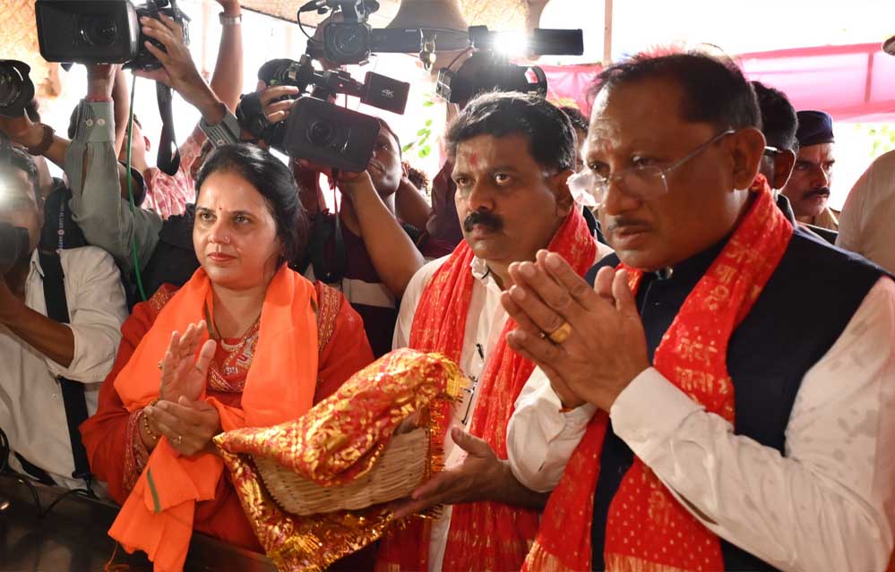 माँ बम्लेश्वरी के दरबार तक पहुँच श्रद्धालुओं के लिए अब और सुगम : मुख्यमंत्री साय