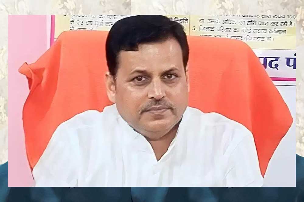 पन्ना में अवैध खनन पर बड़ी कार्रवाई, स्टोन क्रशर मालिक श्रीकांत दीक्षित पर ₹1.24 अरब का जुर्माना