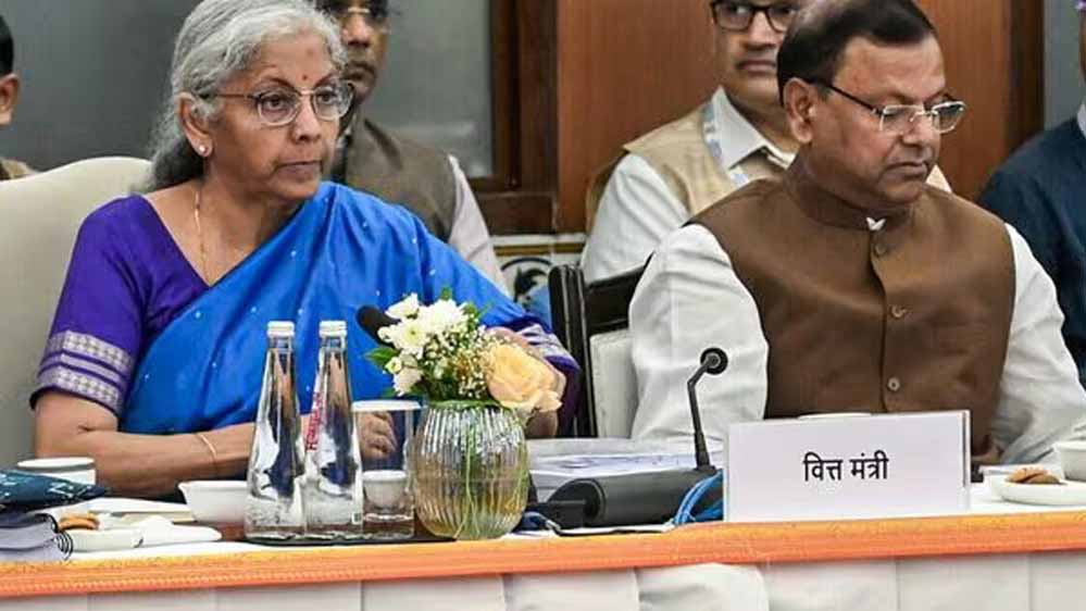 अब जेब पर पड़ेगा डबल बोझ: पान मसाला-सिगरेट पर 40% स्पेशल टैक्स, जानें किन चीजों पर असर