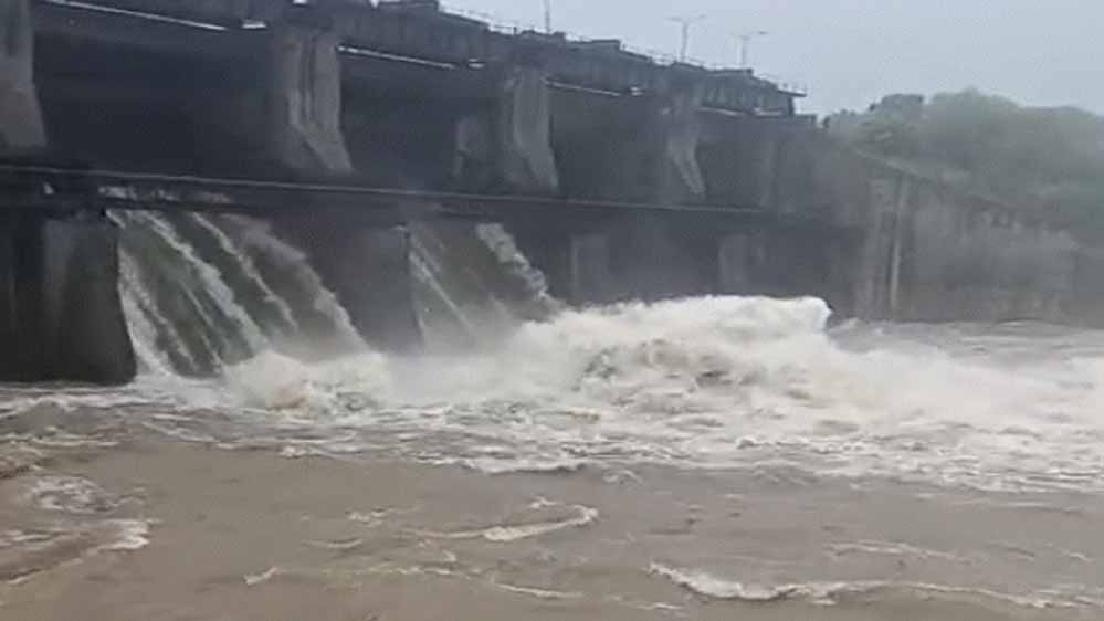 मॉनसून का कहर जारी! MP में कई जिलों में भारी बारिश का अलर्ट