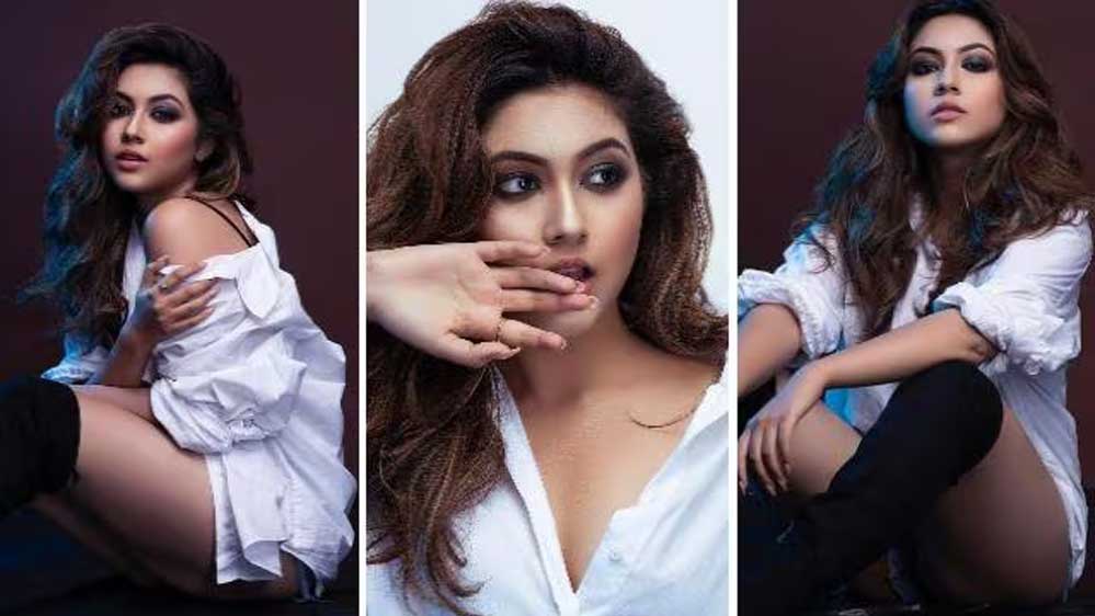 रीम शेख ने शेयर किया हॉट वीडियो, अदाओं से किया धमाल