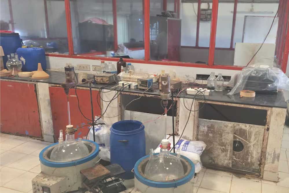 ड्रग माफिया पर बड़ी कार्रवाई, मुंबई में 12 गिरफ्तार और 12 हजार करोड़ का खुलासा