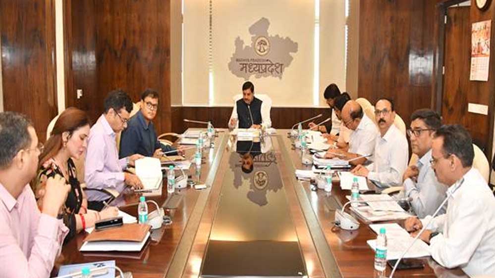 प्रदेश में देसी नस्ल के गौपालन को किया जाए प्रोत्साहित: मुख्यमंत्री डॉ. यादव