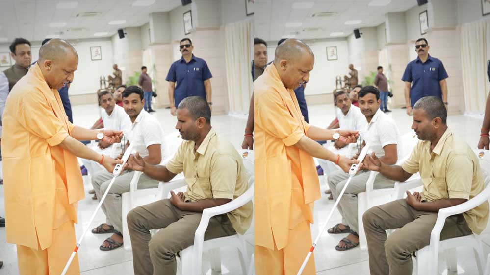 प्रदेश भर से आये पीड़ितों की समस्याओं से मुखातिब हुए सीएम योगी,  निस्तारण के दिए निर्देश