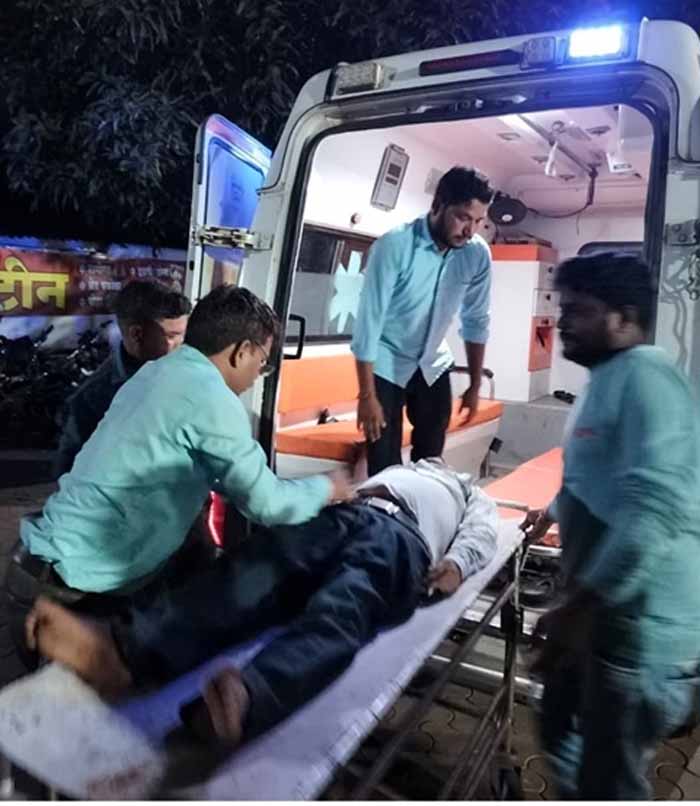 बालाघाट हादसा: बस अनियंत्रित होकर पलटी, चार की हालत गंभीर