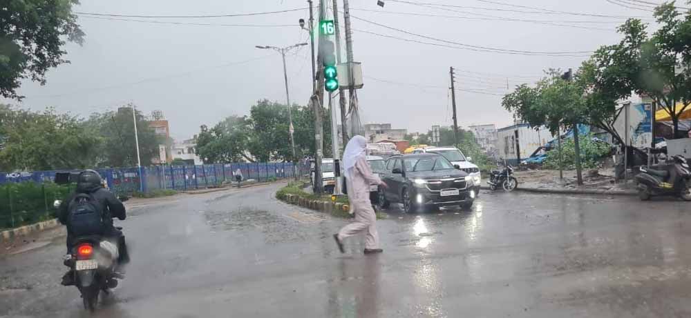 दिल्ली-जयपुर हाईवे पर जलभराव, NCR में बारिश की चेतावनी जारी