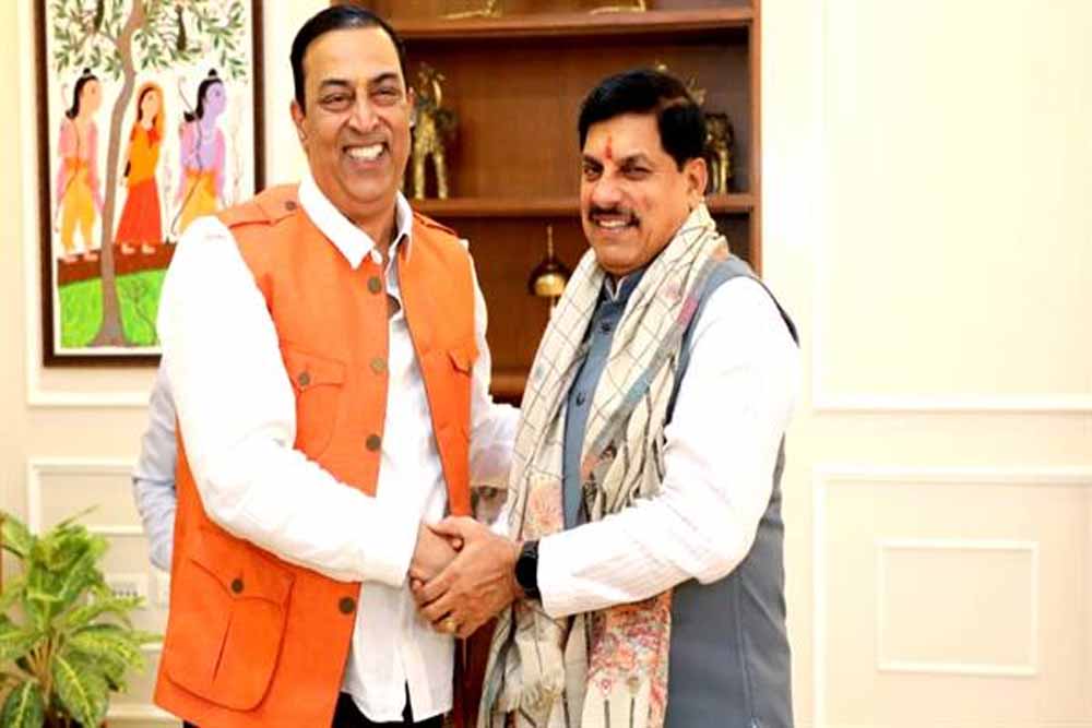 मुख्यमंत्री डॉ. यादव से फिल्म अभिनेता विंदु दारा सिंह ने की सौजन्य भेंट