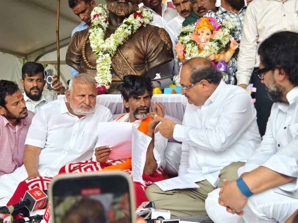 मनोज जरांगे आंदोलन खत्म करने को तैयार, बोले- जीत हमारी हुई, लेकिन शर्त भी होगी पूरी