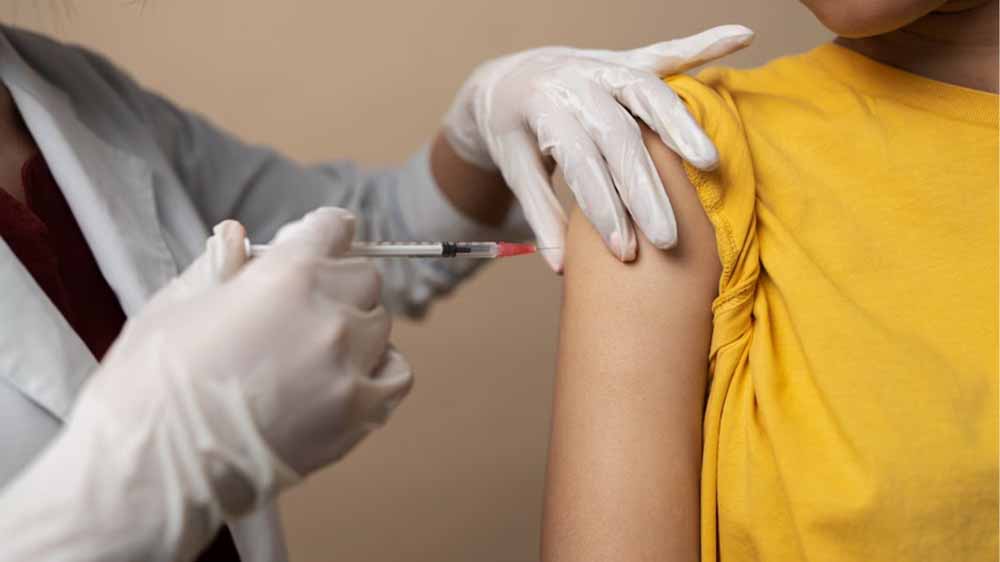 वैज्ञानिकों का दावा: रूस की कैंसर वैक्सीन ने सभी ट्रायल में सफलता दर्ज की