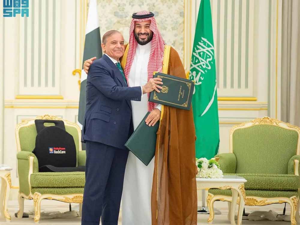 पाकिस्तान को सस्ते ब्याज पर कर्ज, सऊदी अरब ने बढ़ाया आर्थिक सहारा