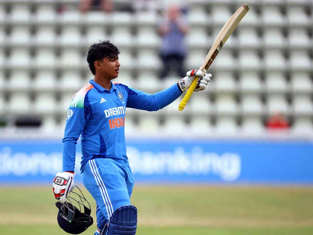 युवराज का जन्म! वैभव सूर्यवंशी ने 14 साल में तोड़ा बाबर आजम का रिकॉर्ड, सबकी नजरें अब उस पर