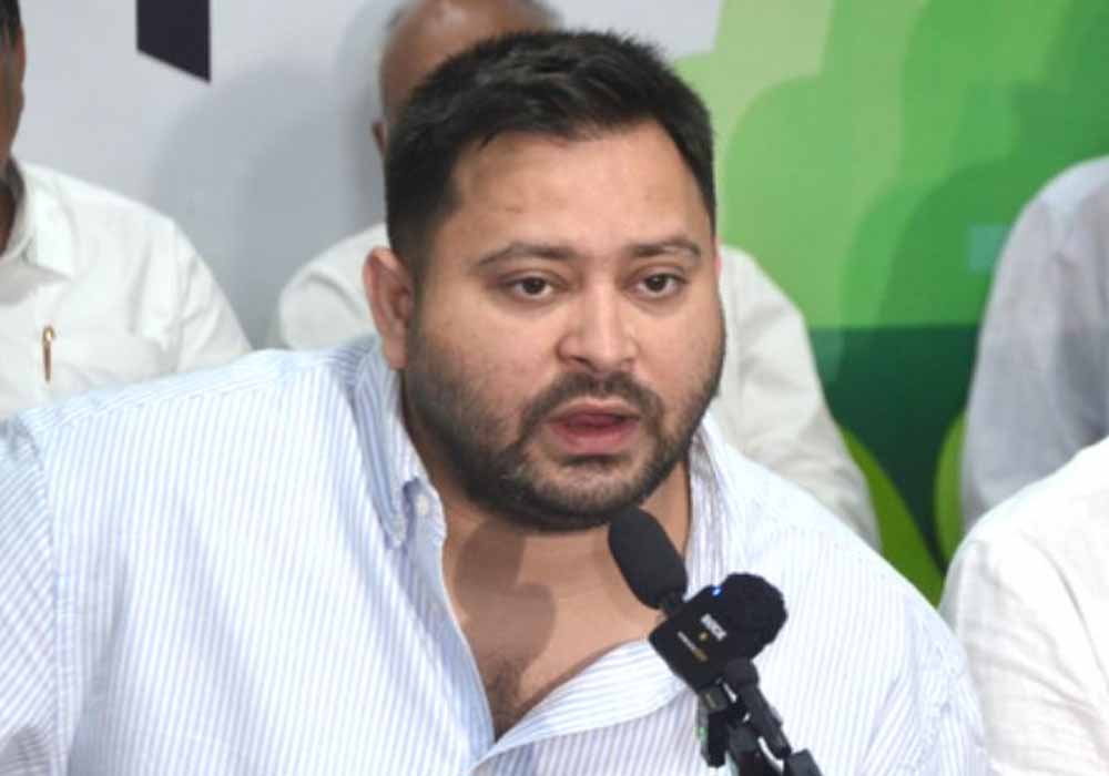 राजद नेता का बयान: एनडीए के वादों पर तेजस्वी यादव ने साधा निशाना