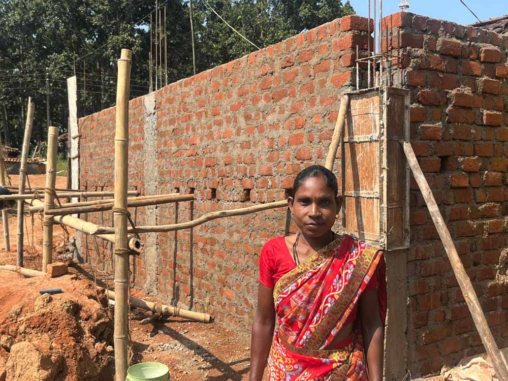 साय सरकार की पहल से ग्रामीण महिला का सपना हुआ साकार