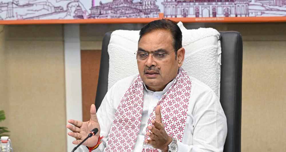 दूध पाउडर घोटाले में बड़ी कार्रवाई, बाल गोपाल योजना के पांच कर्मचारी निलंबित