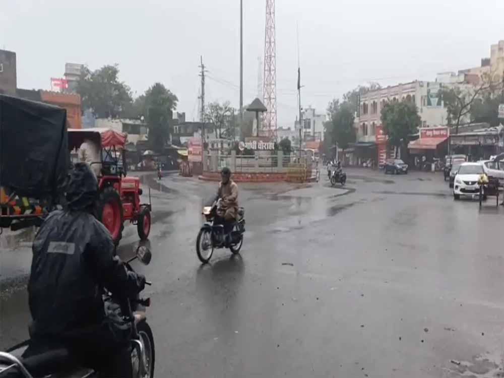 बारिश बनी सर्दी की दस्तक: राजस्थान के 11 जिलों में यलो अलर्ट, ठंड ने बढ़ाई कंपकंपी