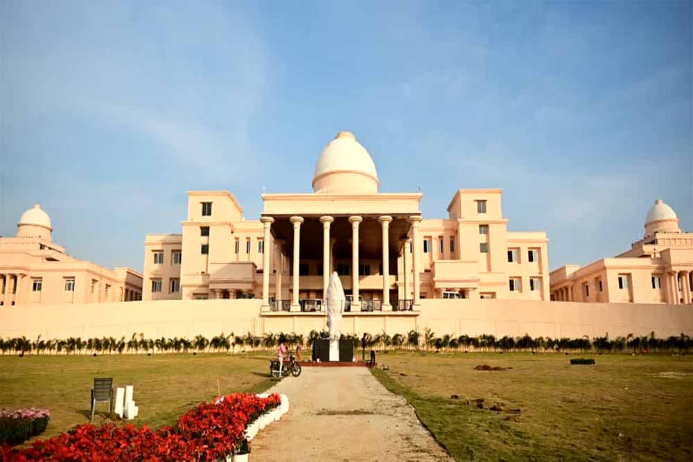 रजत जयंती वर्ष में छत्तीसगढ़ को मिलेगा नया गौरव – प्रधानमंत्री मोदी करेंगे भव्य विधानसभा भवन का लोकार्पण