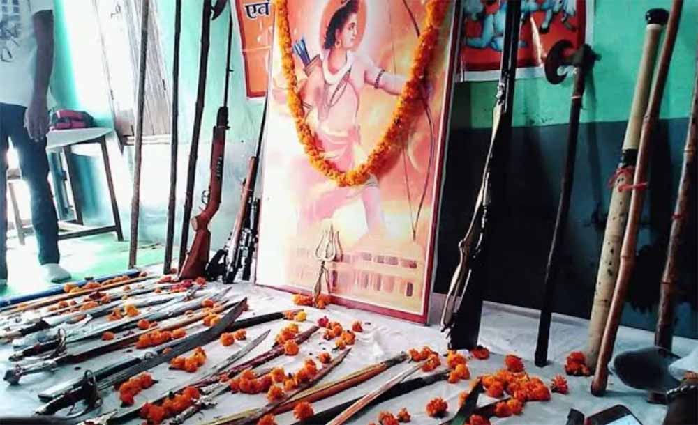 दशहरा 2025: अस्त्र-शस्त्र पूजन की परंपरा और शुभ मुहूर्त