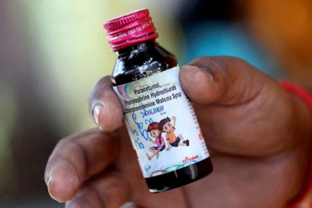 कफ सिरप की बिक्री पर बैन, बच्चों की मौत से दहशत में मेडिकल स्टोर वाले