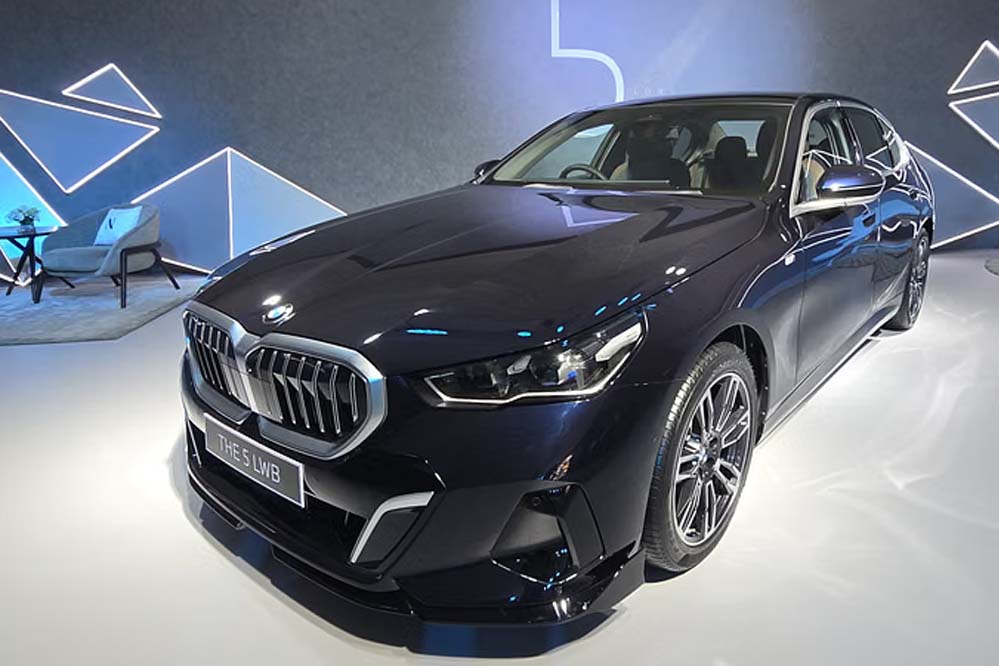 BMW Group India की बिक्री में उछाल, अब तक 11,978 यूनिट्स बिकीं, SUVs का बढ़ा क्रेज