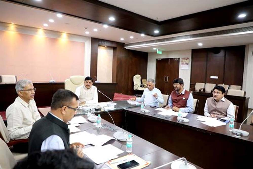 विश्वविद्यालयों में पढ़ाए जाएं अधिक से अधिक रोजगारपरक एवं बहुउद्देश्यीय कोर्सेस : मुख्यमंत्री डॉ. यादव