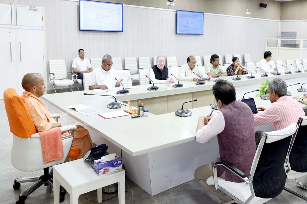 पंचायतों को आर्थिक आत्मनिर्भर बनाने के लिए पारदर्शिता, तकनीक और स्थानीय संसाधनों के उपयोग पर बल