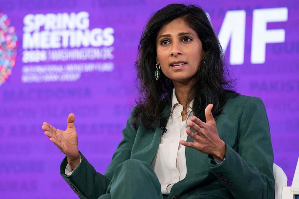 ट्रंप का दांव उलटा पड़ा, अमेरिकी जनता भुगत रही टैरिफ का खामियाजा