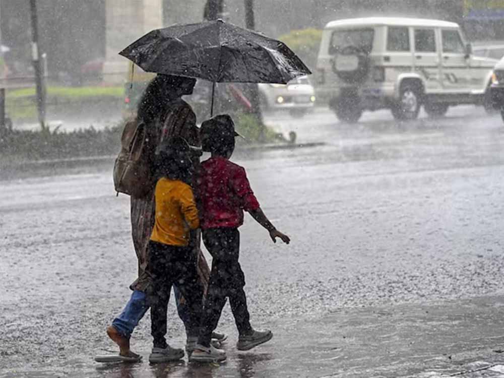 तूफानी बारिश की तैयारी! यूपी में सक्रिय हुआ नया वेस्टर्न डिस्टर्बेंस, अन्य राज्यों पर भी असर