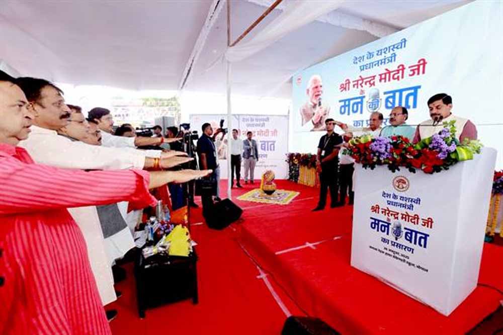 मन की बात कार्यक्रम-विविधता से भरे भारत का प्रस्तुत करती है लघु रूप