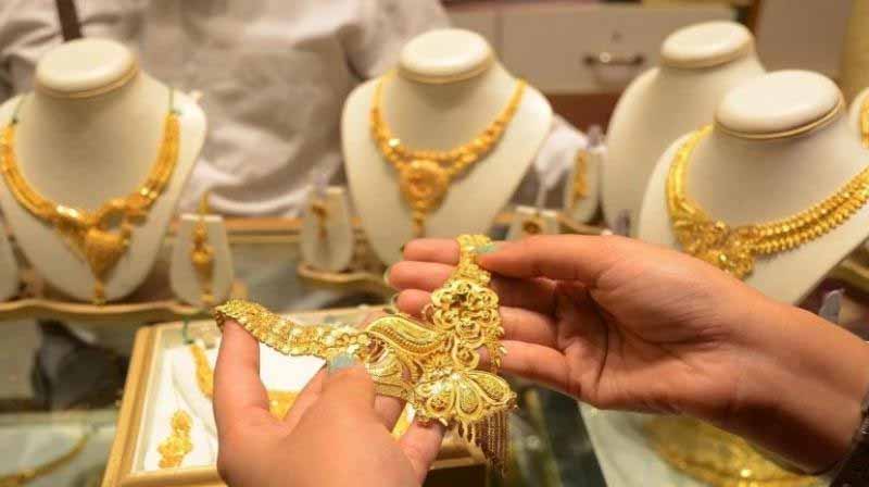 सुनारों की खुशियों का मौका! धनतेरस पर सोने की बिक्री में तेजी