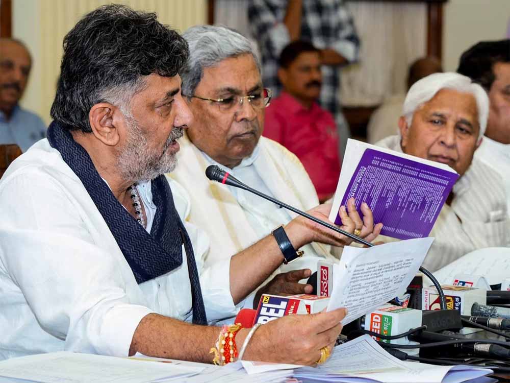 सीएम की रणनीति: इस राज्य में मंत्रियों की कटौती, जानें कौन रहेगा और कौन जाएगा