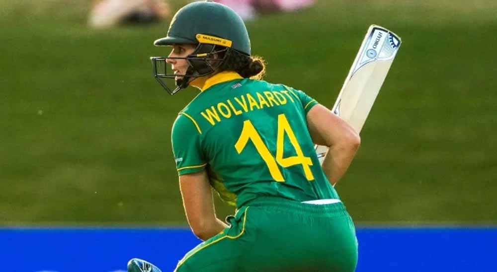 दक्षिण अफ्रीका की लारा वोल्वार्ड्ट का धमाका! शतक जड़कर बनाया नया वर्ल्ड रिकॉर्ड