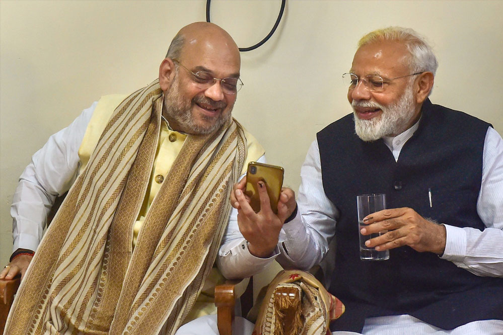 UP चीफ़ की कुर्सी से पहलेः BJP क्या करेगी बड़ा बदलाव — किस नाम की हो रही है चर्चा?