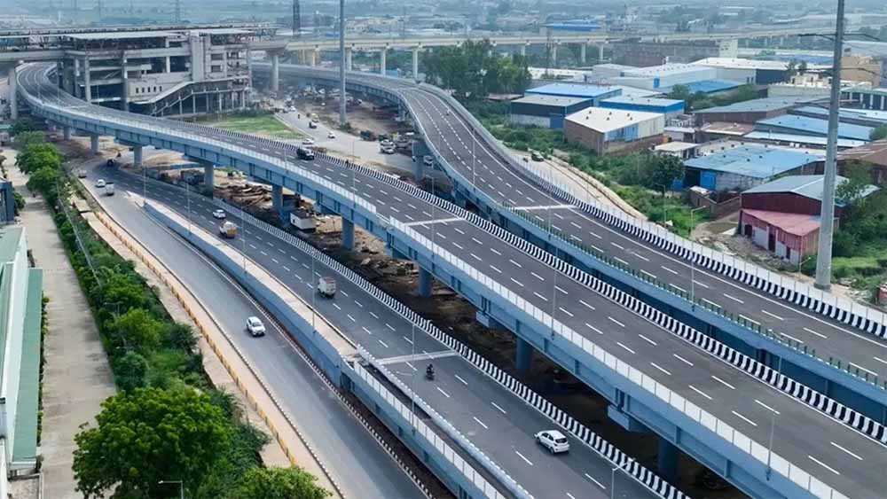 दिल्ली और गुरुग्राम के यात्रियों के लिए बड़ी खबर: NHAI का स्पेशल फ्लाईओवर आपके सफर को आसान बनाएगा
