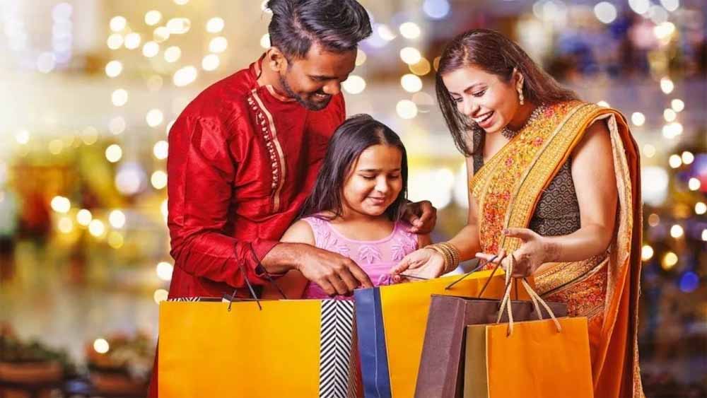 आज का शुभ संयोग: पुष्य नक्षत्र में खुले भाग्य के द्वार, जानें क्या खरीदने से मिलेगा अपार धन