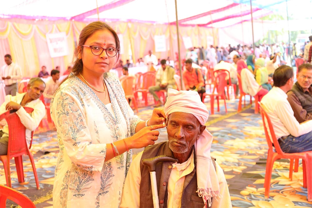 डिण्डोरी में विशाल स्वास्थ्य शिविर: 7,000 से अधिक जनजातीय लोगों की हुई स्वास्थ्य जांच