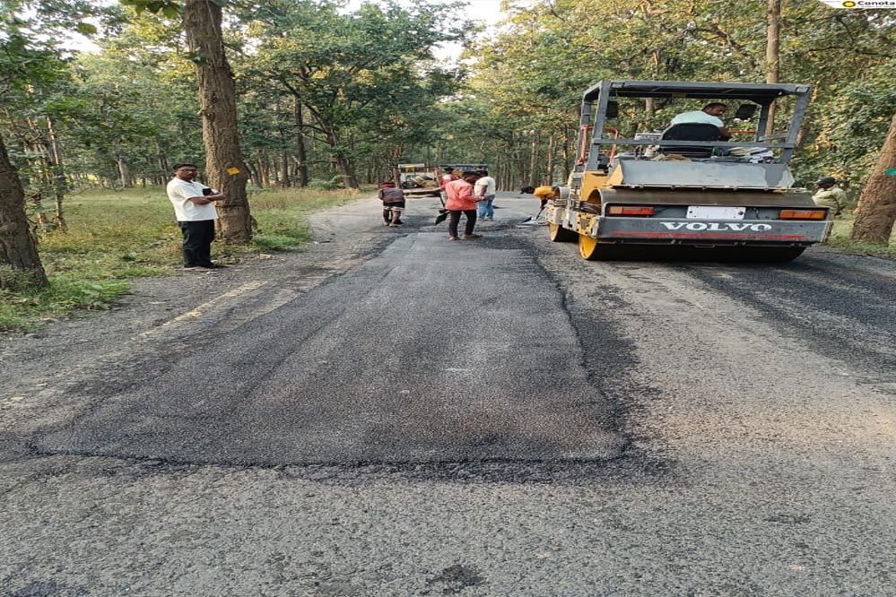 कारीआम-बसंतपुर एवं गौरेला-वेंकटनगर मार्ग का सुधार कार्य तेज़, उपमुख्यमंत्री की घोषणा के बाद प्रशासन सक्रिय