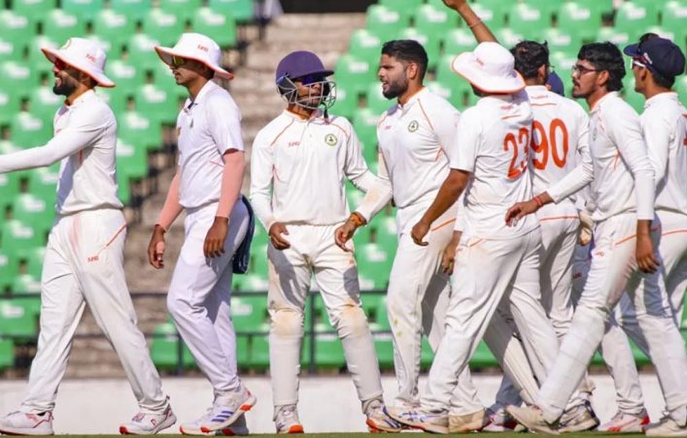 जम्मू-कश्मीर ने रणजी ट्रॉफी में दिल्ली को दी पटखनी, 65 साल में पहला ऐसा रिकॉर्ड