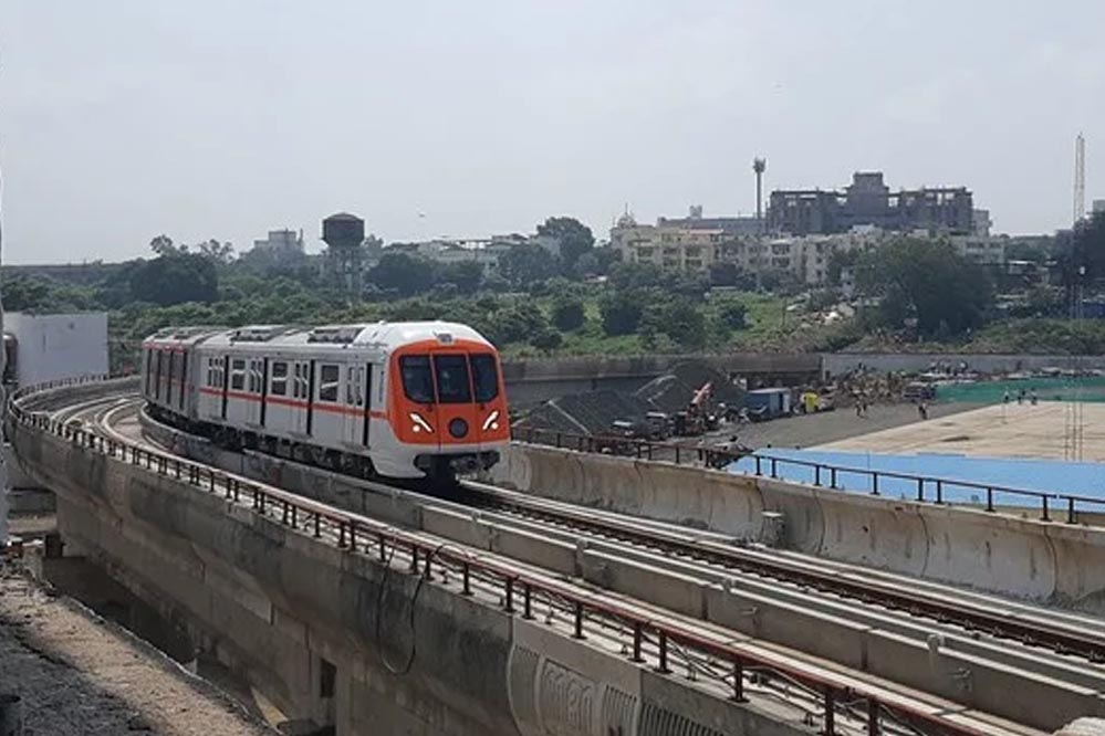 भोपाल मेट्रो नवंबर के अंत तक दौड़ेगी, अंतिम जांच में यात्री सुरक्षा और एंट्री-एग्जिट सुधार की समीक्षा