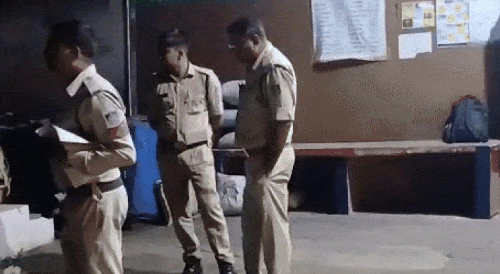 धर्म परिवर्तन मामला: हिंदू युवक को गौ मांस खाने और जमात में शामिल होने पर मजबूर किया, 3 पर FIR दर्ज