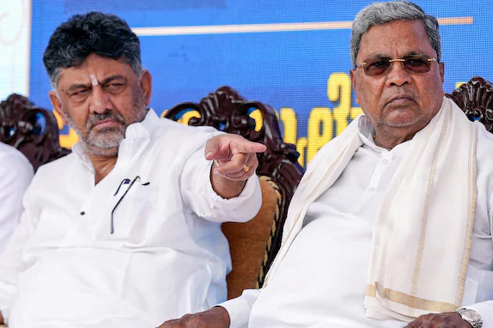 कांग्रेस को बिहार में बुरी हार के बाद बड़ा झटका, क्या बचा पाएगी पार्टी?