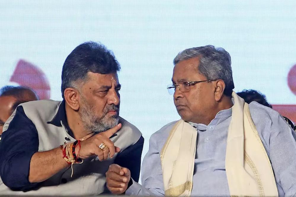 फटने वाला है कर्नाटक कांग्रेस का ज्वालामुखी, राहुल गांधी की चुप्पी पर सवाल