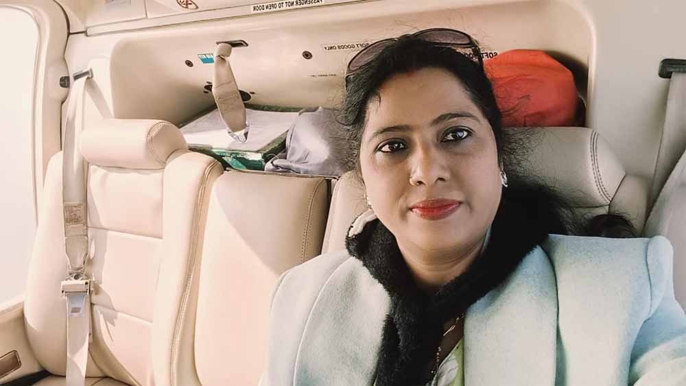 SIR में शानदार परफॉर्मेंस! जबलपुर के बीएलओ को मिली हेलीकॉप्टर से हवाई सैर की सौगात