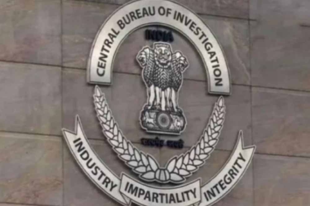 दिल्ली नगर निगम में घोटाला उजागर: CBI ने JE को 10 लाख की रिश्वत संग पकड़ा