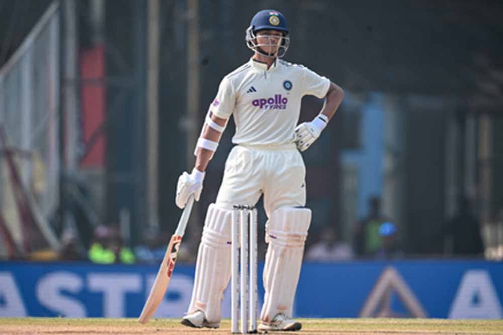 गुवाहाटी टेस्ट में संकट! शुरुआती झटकों के बाद टीम इंडिया को जीत के लिए 522 रन चाहिए