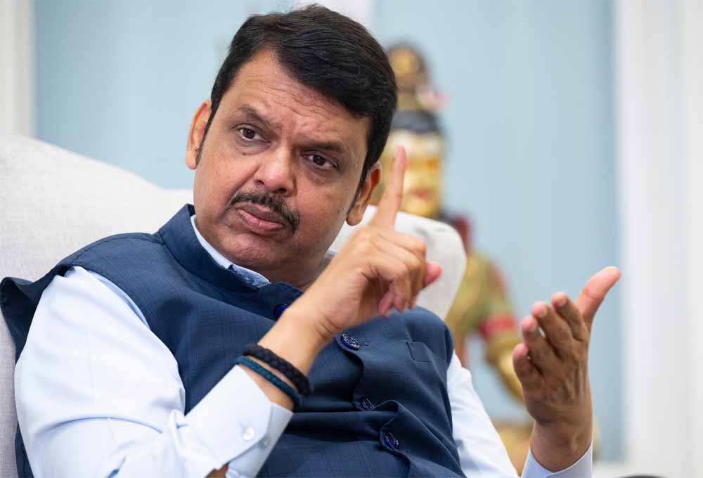 देशभर में बम धमाकों की साजिश! फडणवीस बोले—पाकिस्तान था मास्टरमाइंड